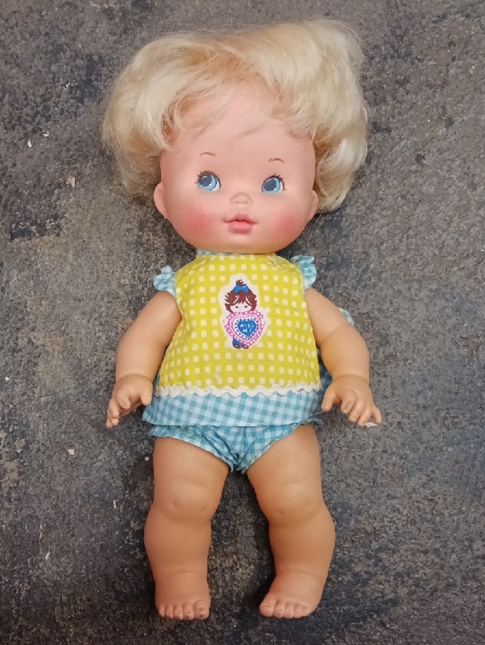 1976 Mattel "Tender Love 'n Kisses" doll